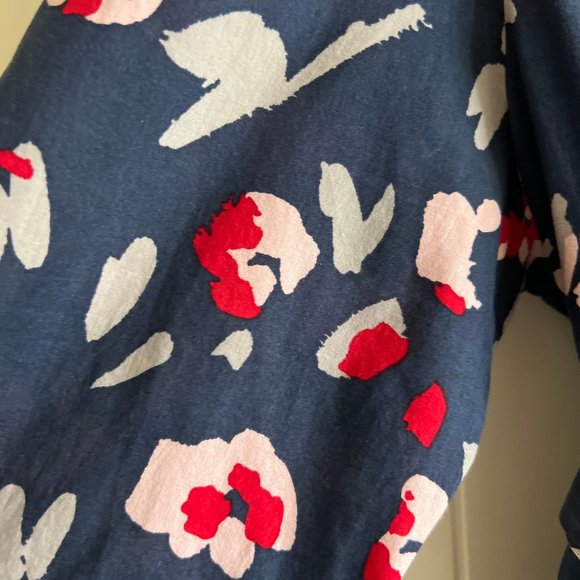 Navy Floral Tunic - Picture 2 of 6